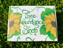 Load image into Gallery viewer, 🌱Thee Abundance Box🌻